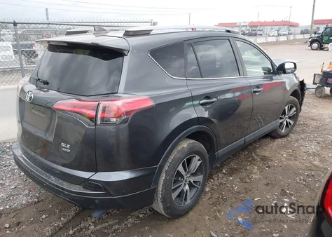 2017 Toyota Rav4 Xle z USA, uszkodzony, nr VIN JTMRFREV1HJ116957